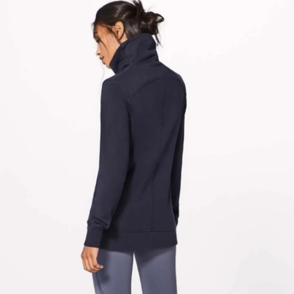 Lululemon Press Pause Pullover Sweatshirt Midnight Navy Size 4